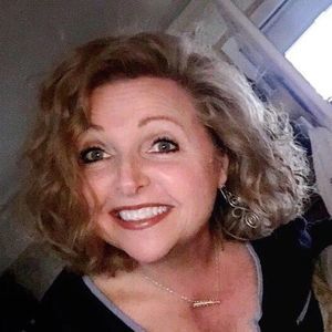 Meet your Posher, Becky